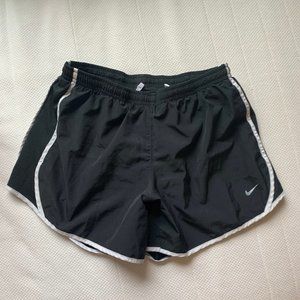 Nike Girls' Dry Tempo Shorts - Size XL